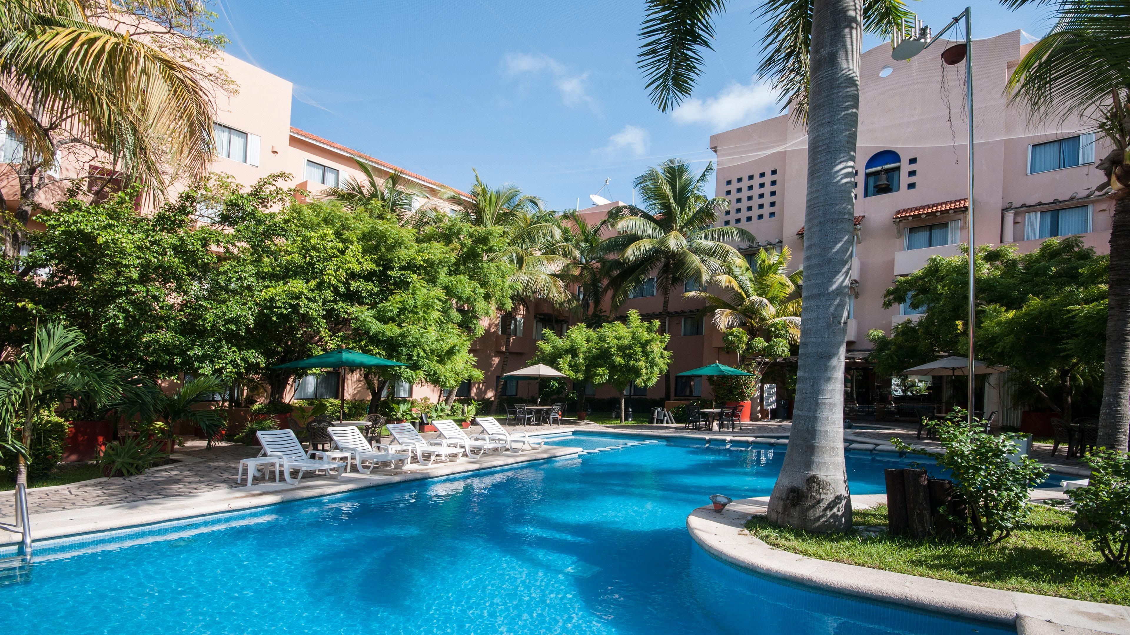 Holiday Inn Ciudad Del Carmen By Ihg Bagian luar foto