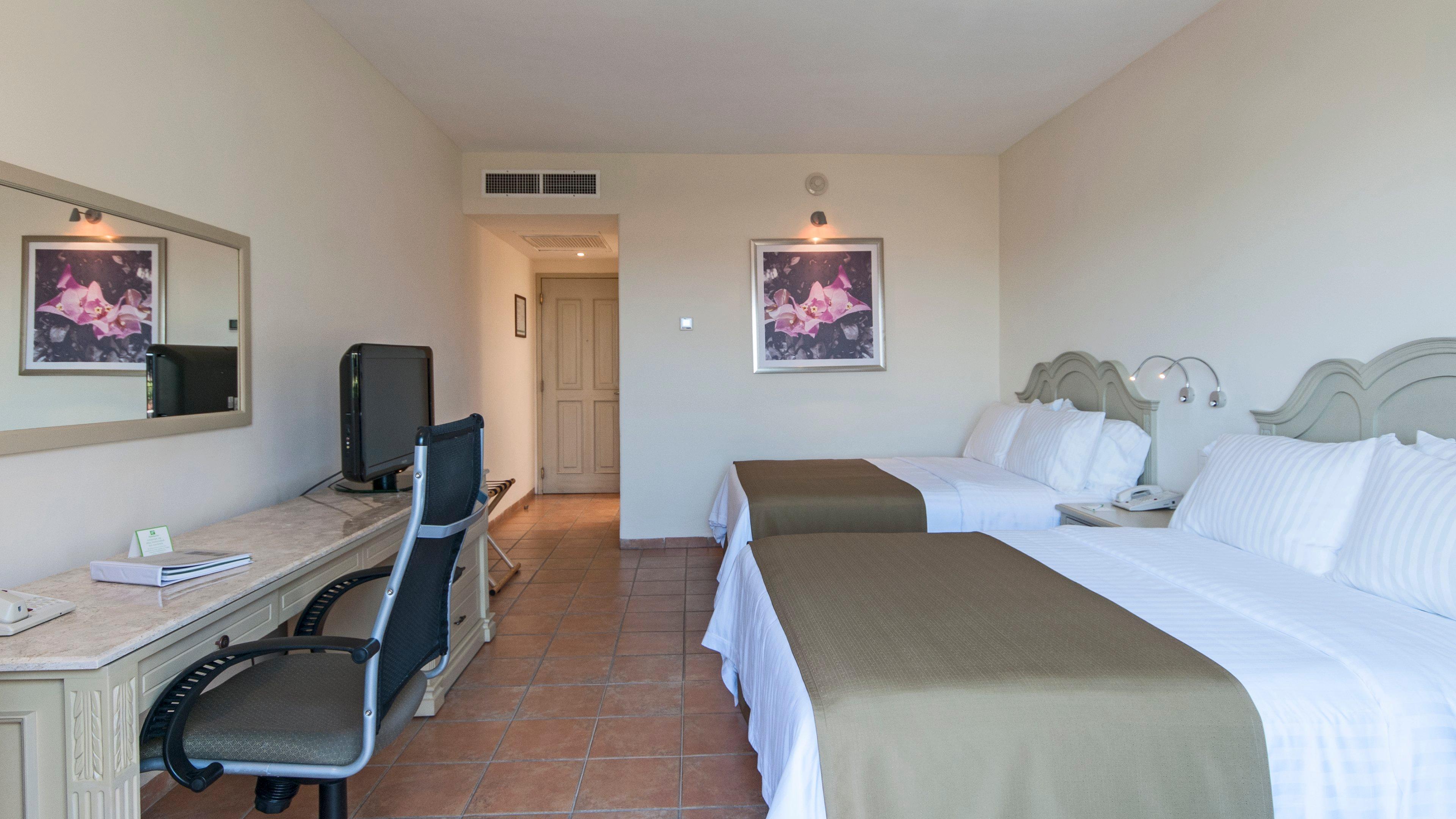 Holiday Inn Ciudad Del Carmen By Ihg Bagian luar foto