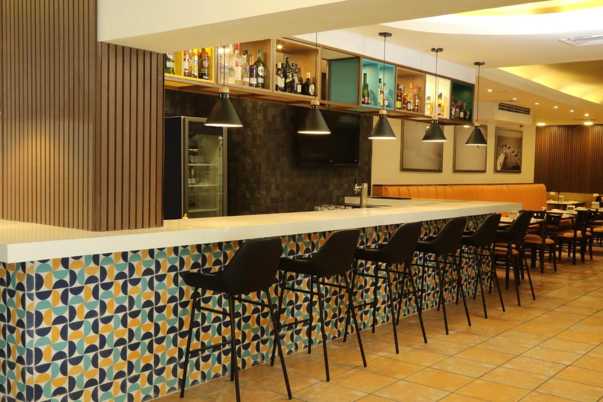 Holiday Inn Ciudad Del Carmen By Ihg Bagian luar foto
