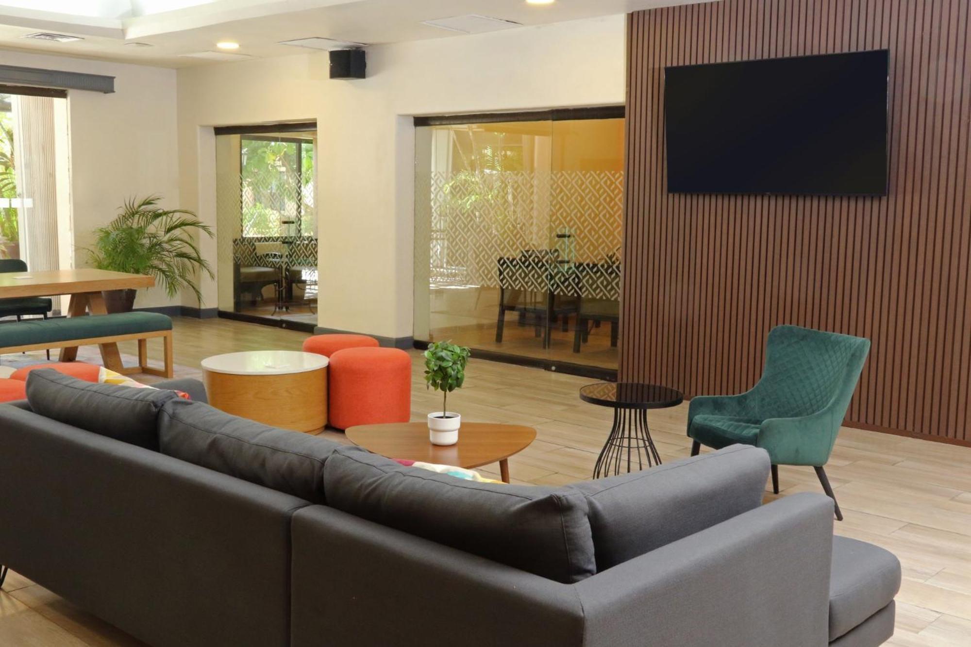 Holiday Inn Ciudad Del Carmen By Ihg Bagian luar foto